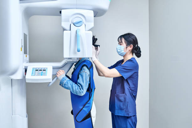 Best Emergency Dental Care for Broken or Chipped Teeth in Campton Hls, IL